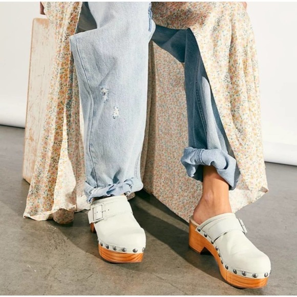 Free People Shoes - Free People Culver City Clog Cloud White Size 6